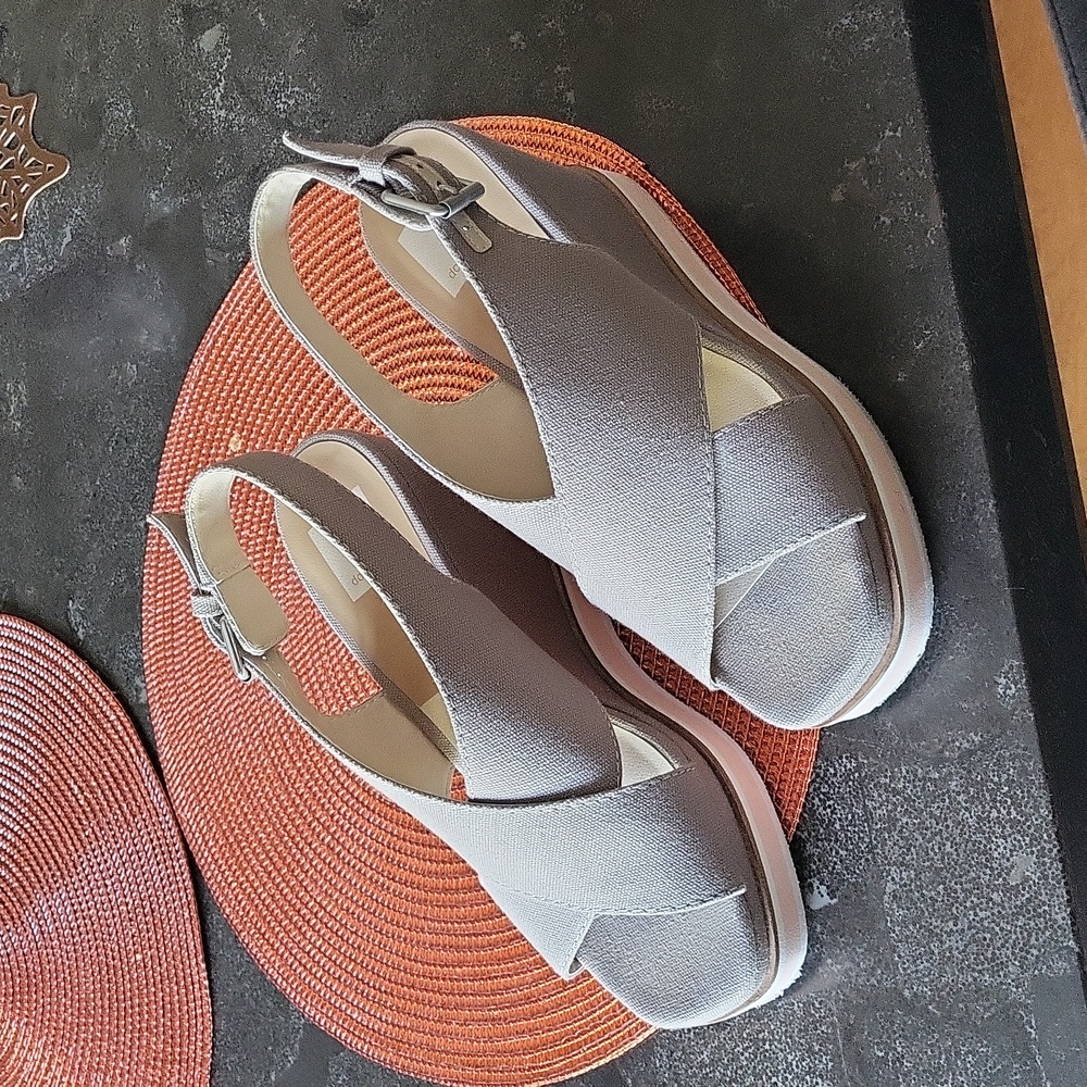 Sling back shoes